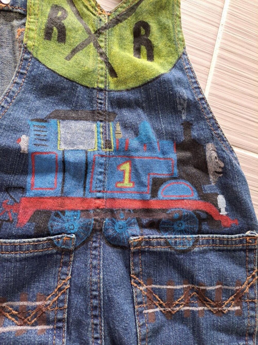 Vtg Hand Painted Thomas Friends Train Denim Bib Overalls Adjustable Pockets 5T - Picture 7 of 11